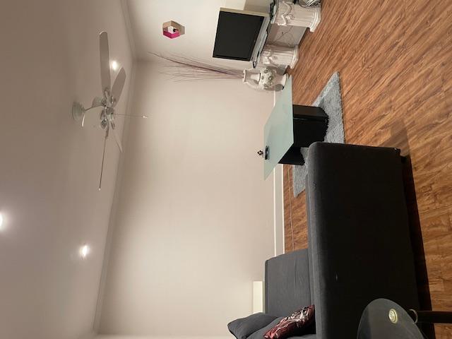 CONDO CHO THUE O LA JOLLA GAN TRUONG UCSD